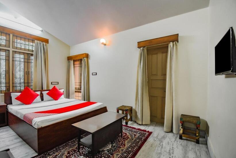 Oyo Retro Residency Hotel Durgāpur Buitenkant foto