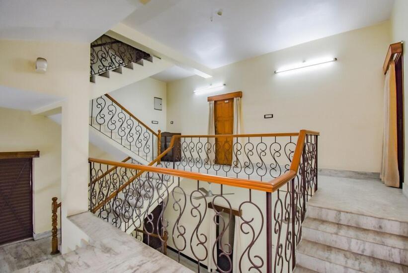 Oyo Retro Residency Hotel Durgāpur Buitenkant foto